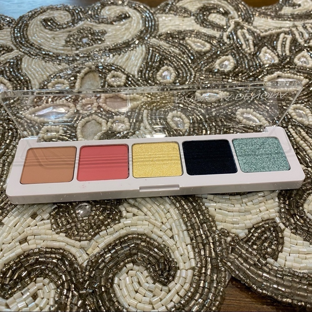Brand new Natasha Denona Jubilee palette eyeshadow